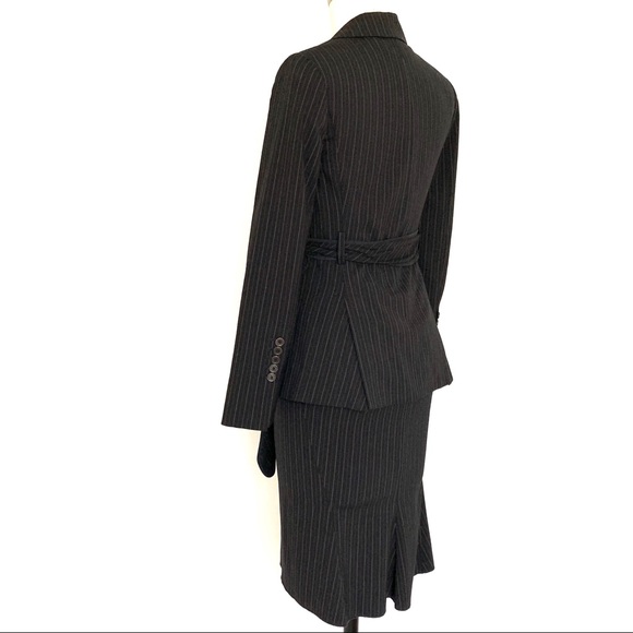 3 PIECE SUIT BCBG MaxAzria - Picture 2 of 14